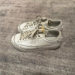 Nike Blazer Low Women’s Size 5